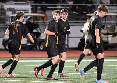 article image - 20251105_spt_bentsoccer_01